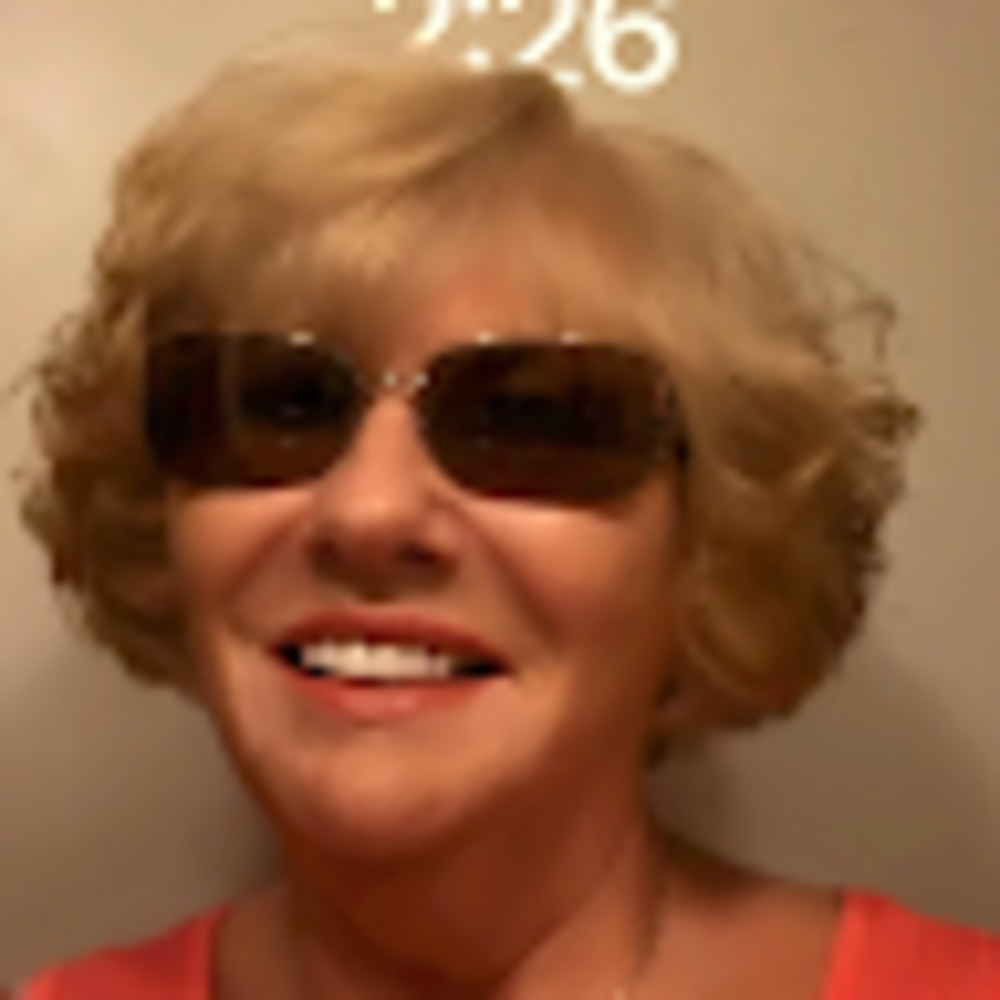 Meet your Posher, Suzanne